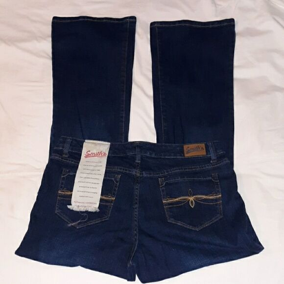 NWT Smith's American Boot‎ Cut Jeans 10 Dark Wash - Picture 1 of 7